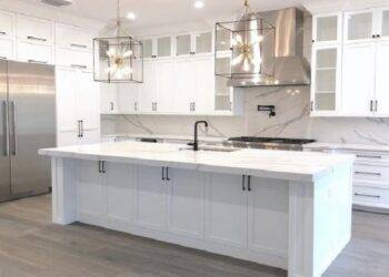 Benefits of having custom cabinets