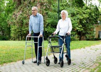 How A Walker Can Improve The Mobility Of Seniors