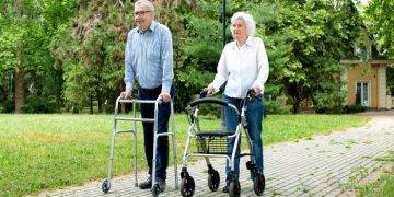 How A Walker Can Improve The Mobility Of Seniors
