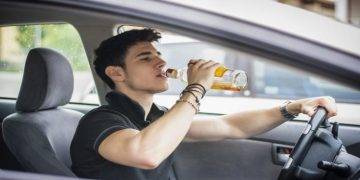What to Do When You Encounter a Drunk Driver 