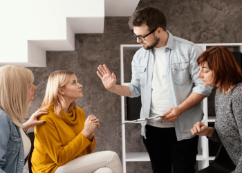 Dealing with Noisy Neighbors: Conflict Resolution Strategies