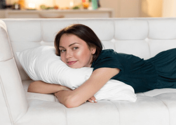 The Importance of Using a Pillow with Neck Support